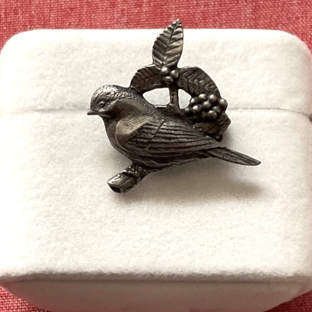 VINTAGE BIRDS & BLOOM 2002 BIRD PERCHED ON BRANCH  PEWTER - Picture 4 of 5